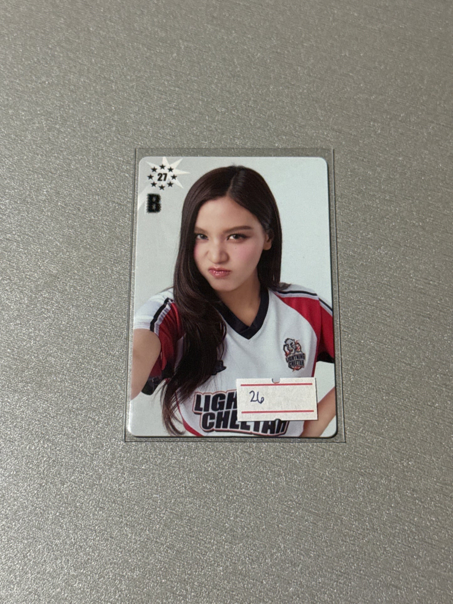 ONHAND GIRLS RANDOM CARDS OFFICIAL GMMTV