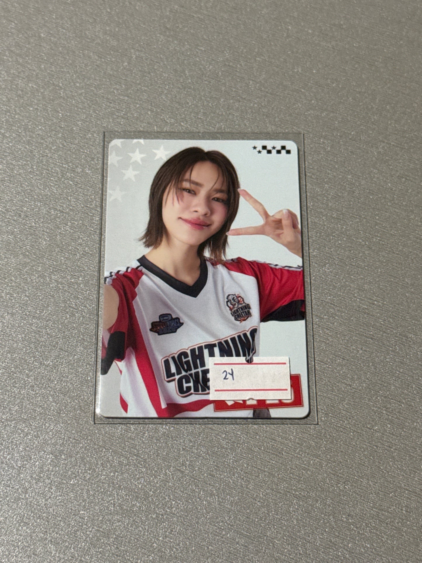 ONHAND GIRLS RANDOM CARDS OFFICIAL GMMTV