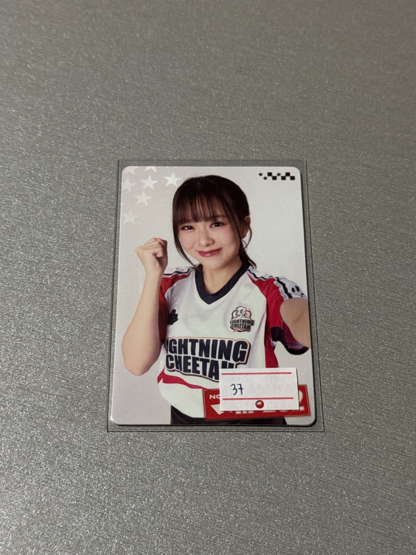 ONHAND GIRLS RANDOM CARDS OFFICIAL GMMTV