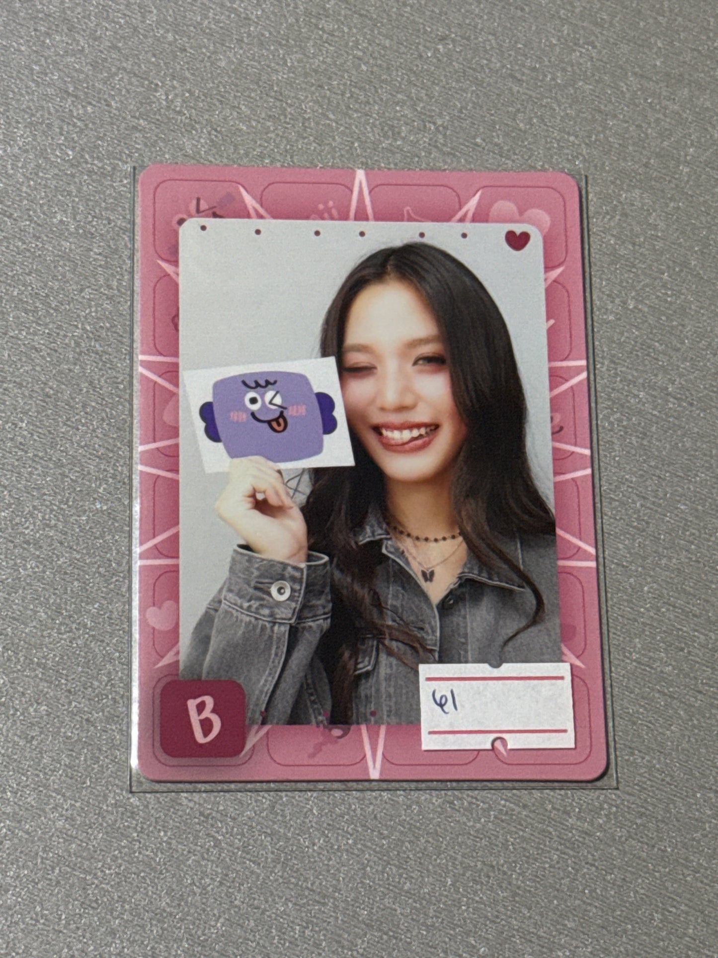 ONHAND GIRLS RANDOM CARDS OFFICIAL GMMTV