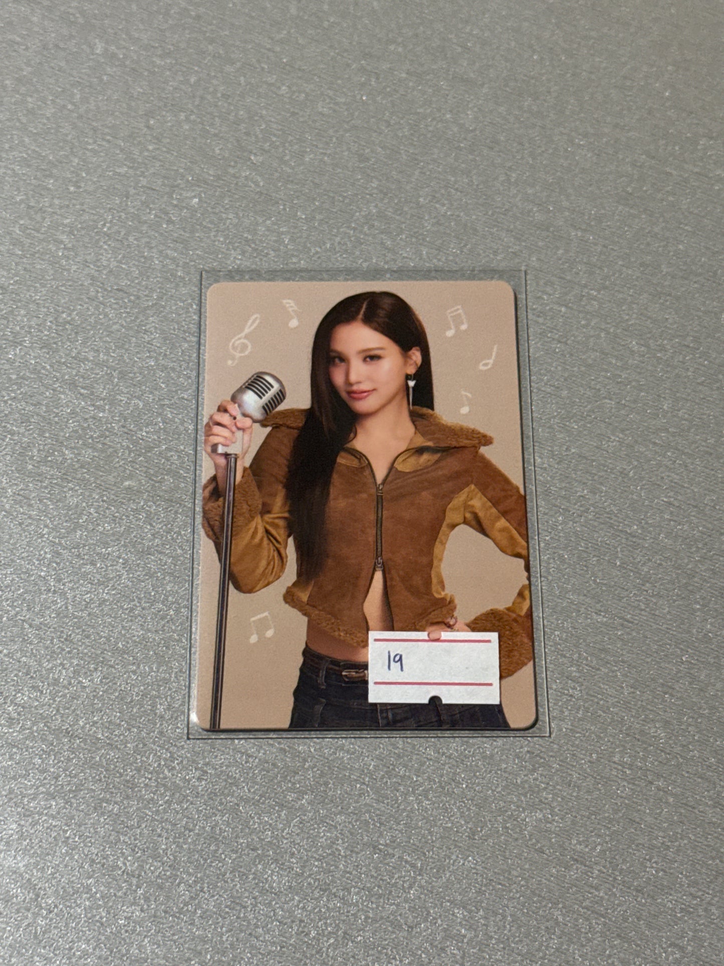 ONHAND GIRLS RANDOM CARDS OFFICIAL GMMTV
