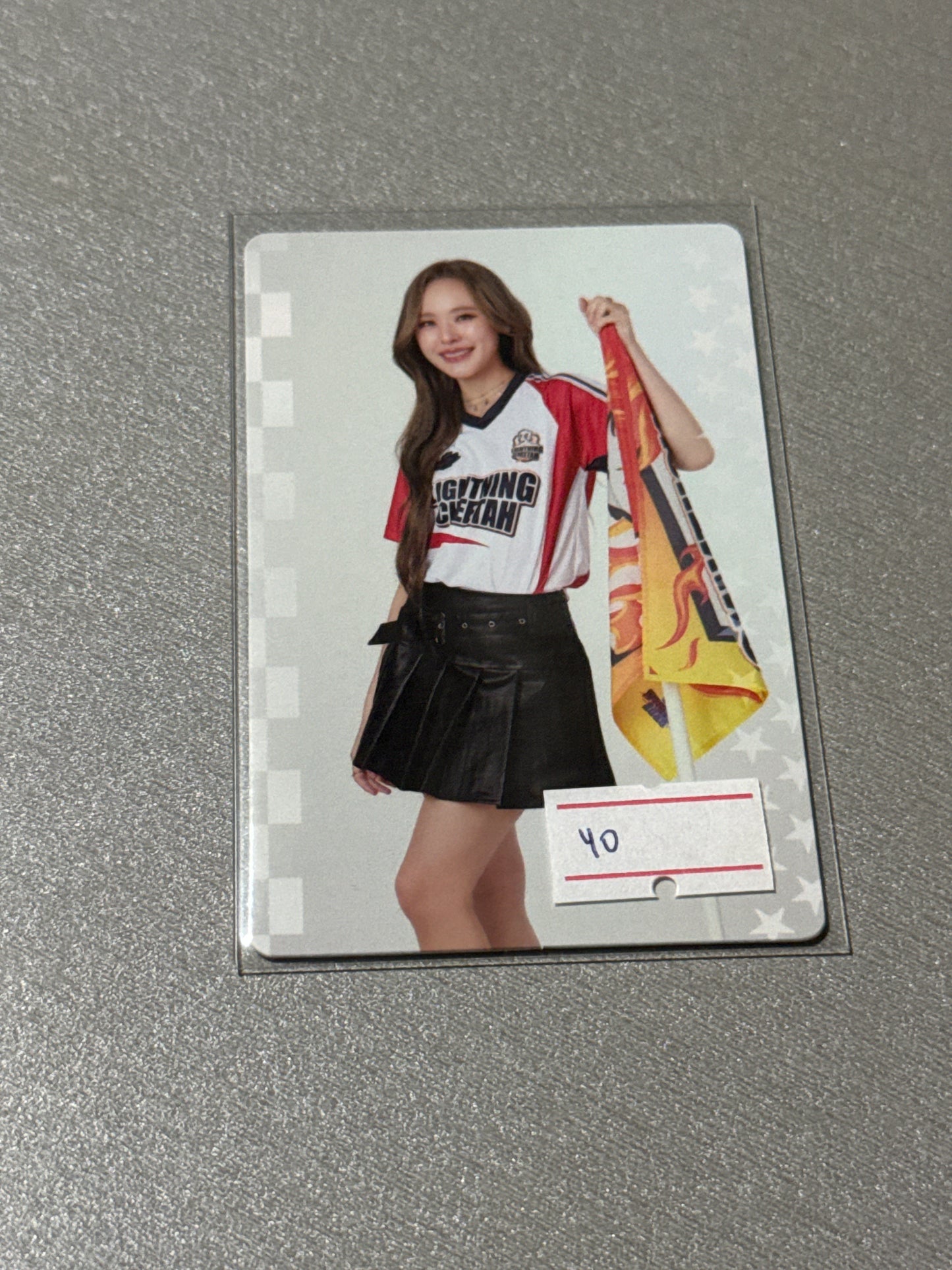 ONHAND GIRLS RANDOM CARDS OFFICIAL GMMTV