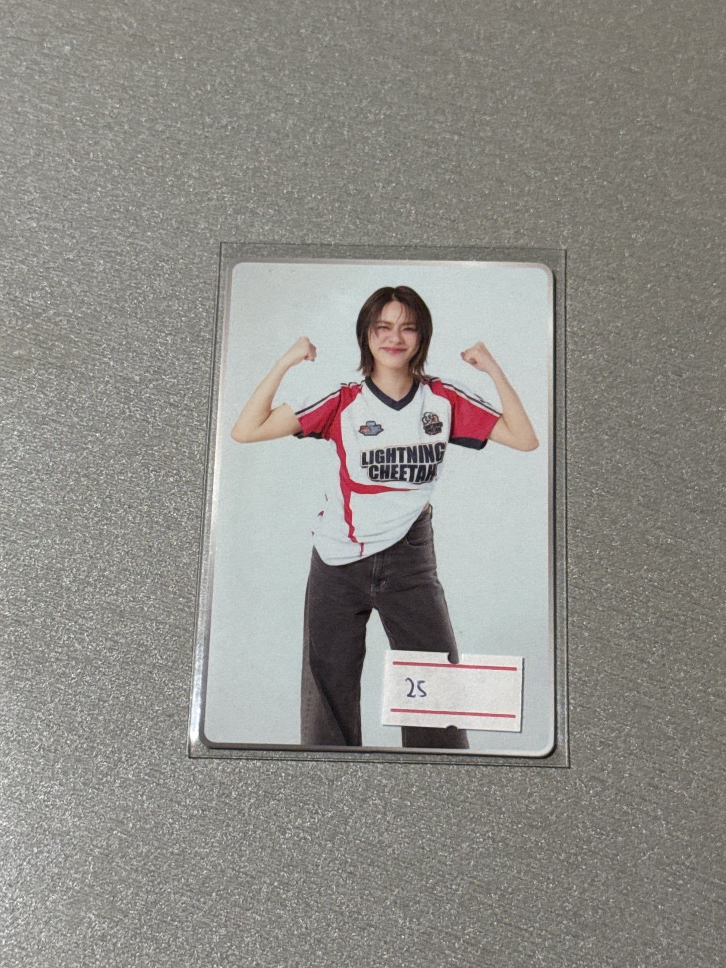 ONHAND GIRLS RANDOM CARDS OFFICIAL GMMTV
