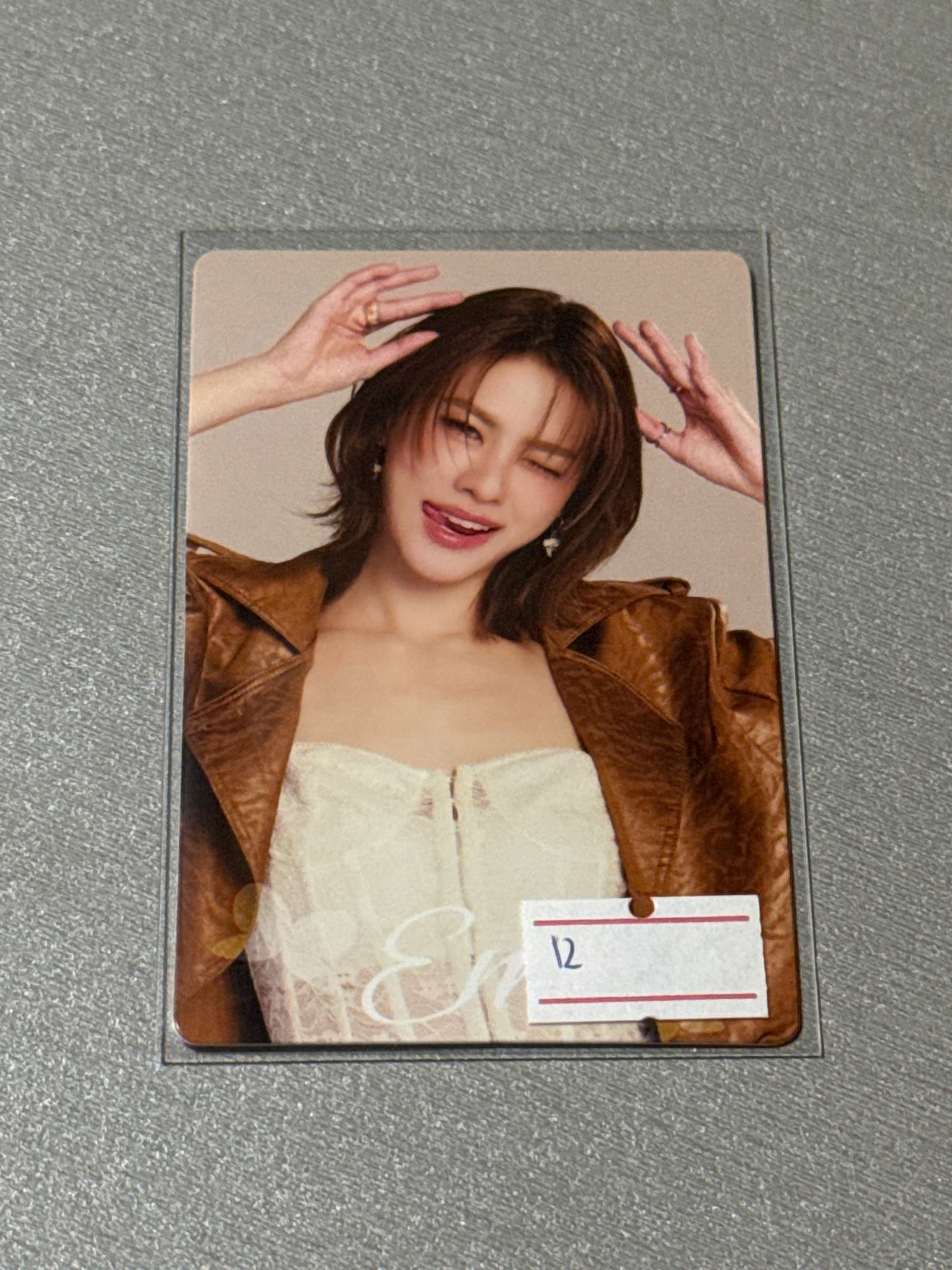 ONHAND GIRLS RANDOM CARDS OFFICIAL GMMTV