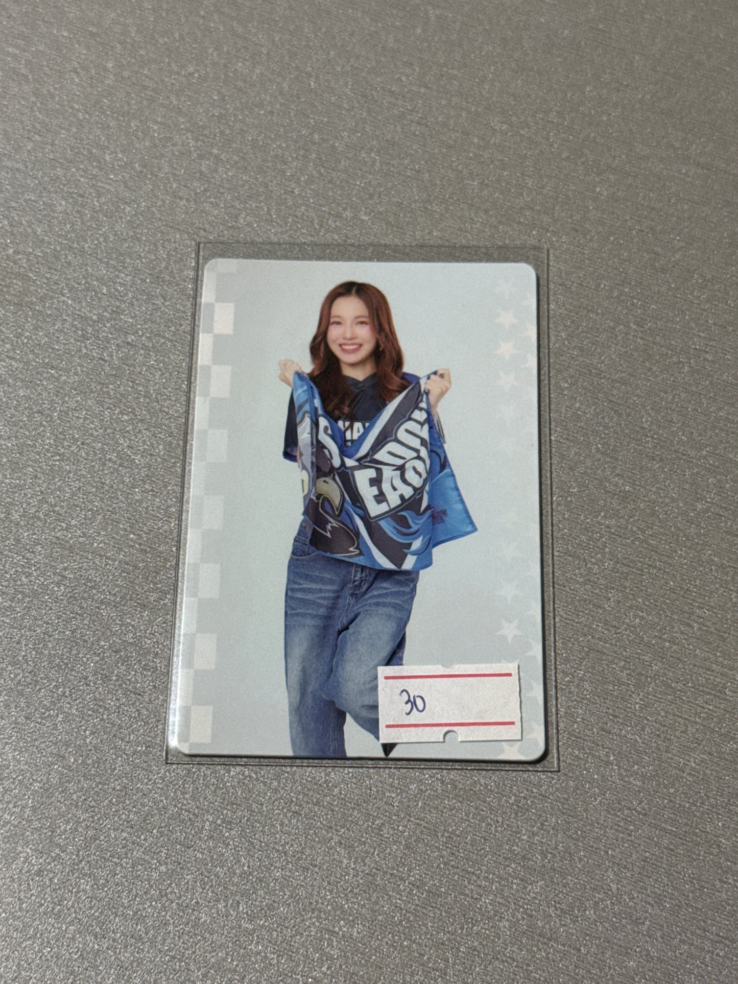 ONHAND GIRLS RANDOM CARDS OFFICIAL GMMTV