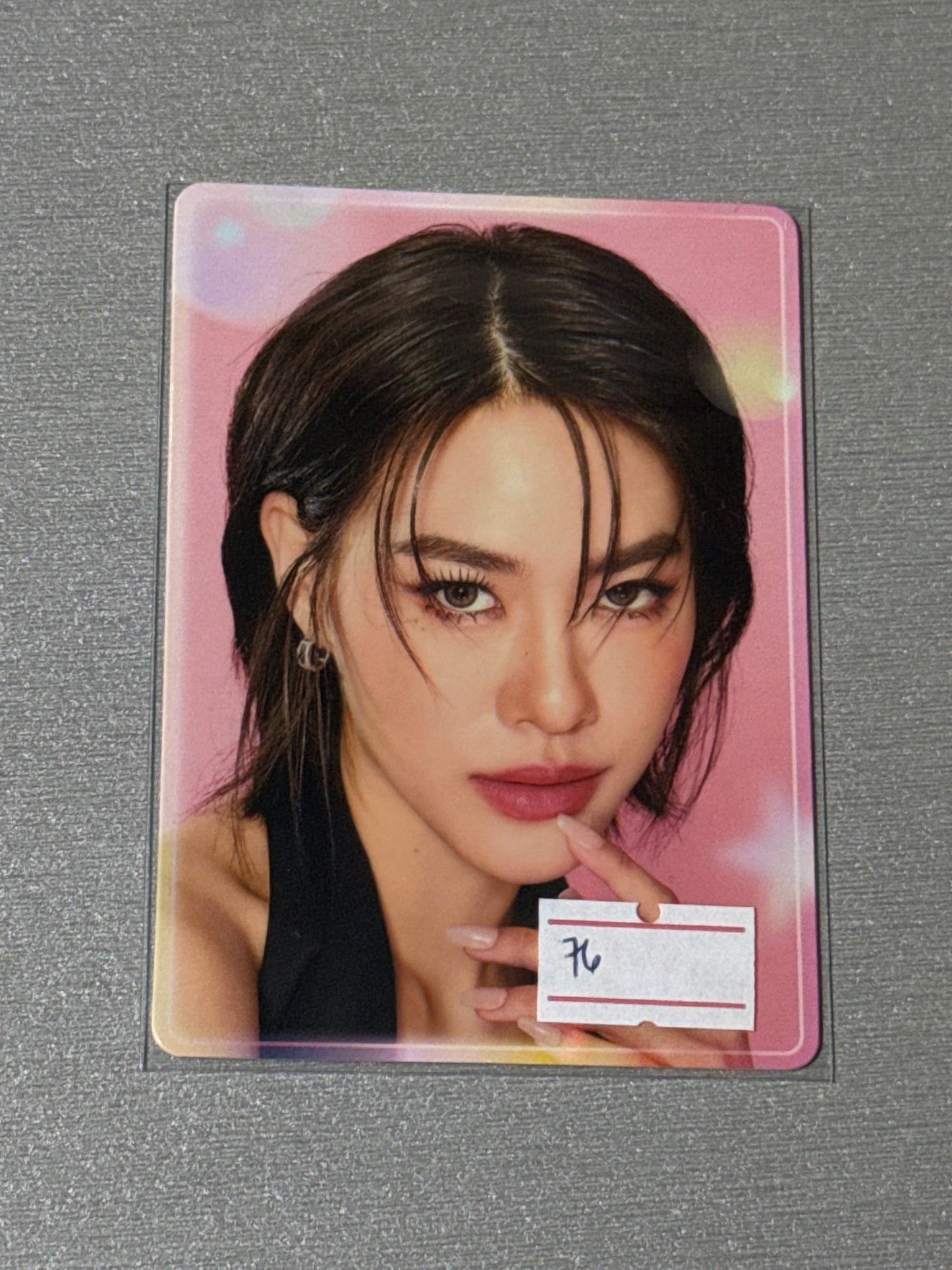 ONHAND GIRLS RANDOM CARDS OFFICIAL GMMTV