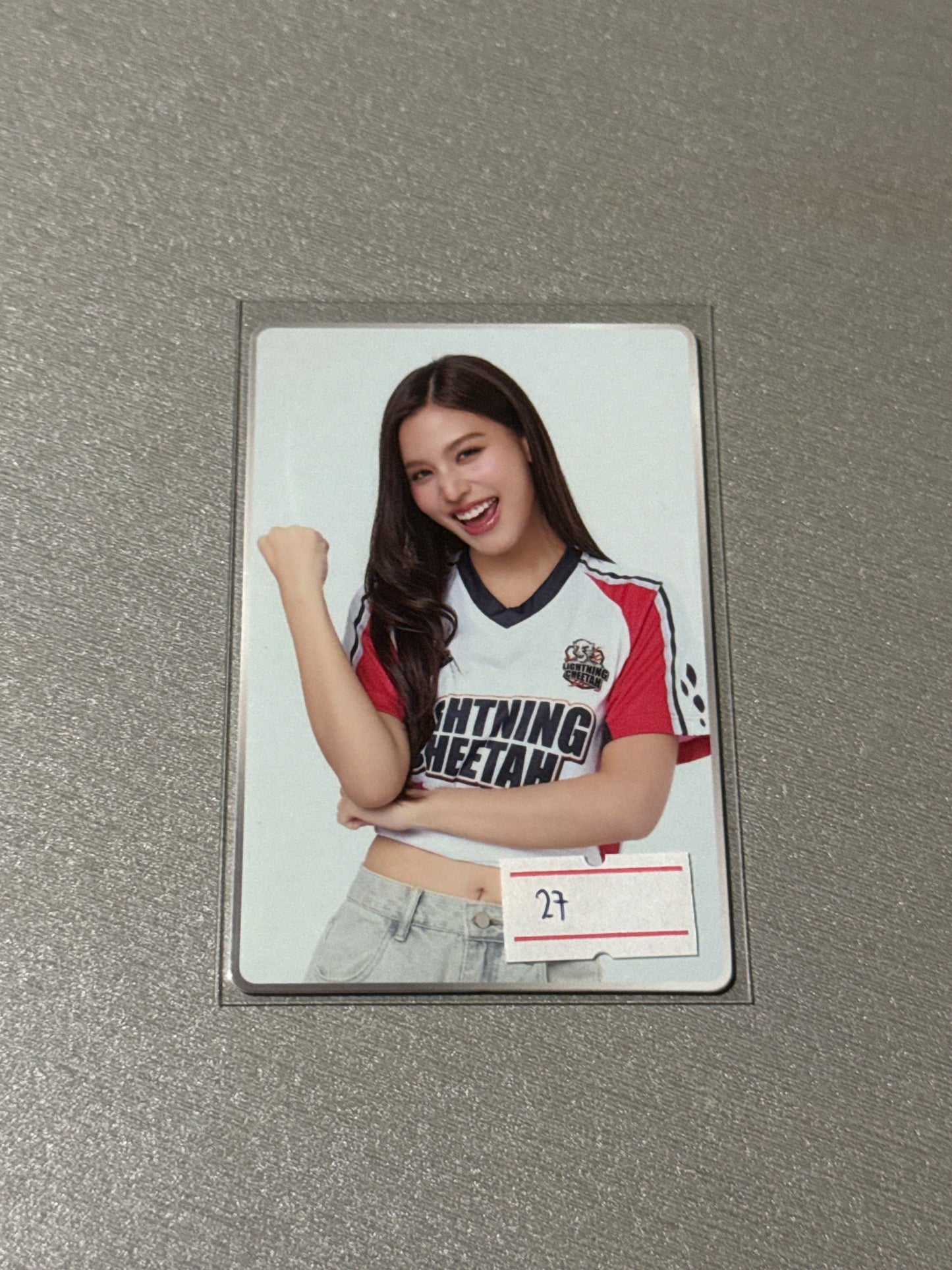 ONHAND GIRLS RANDOM CARDS OFFICIAL GMMTV