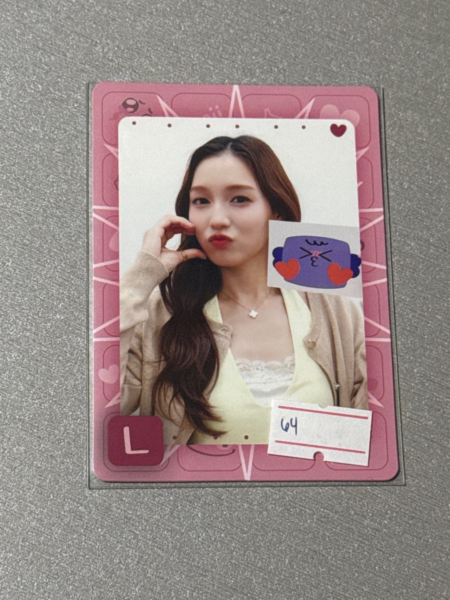 ONHAND GIRLS RANDOM CARDS OFFICIAL GMMTV