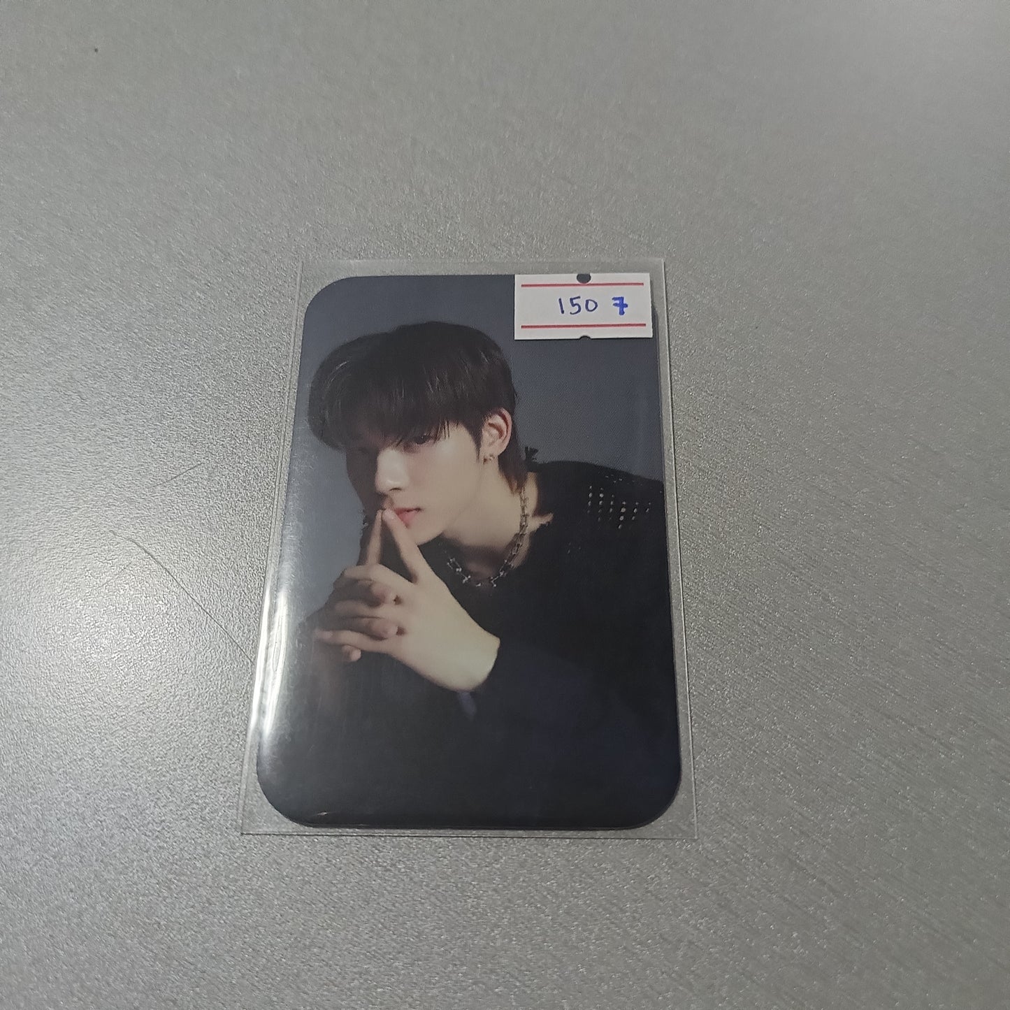 ONHAND YOUR SKY OFFICIAL PHOTOCARD