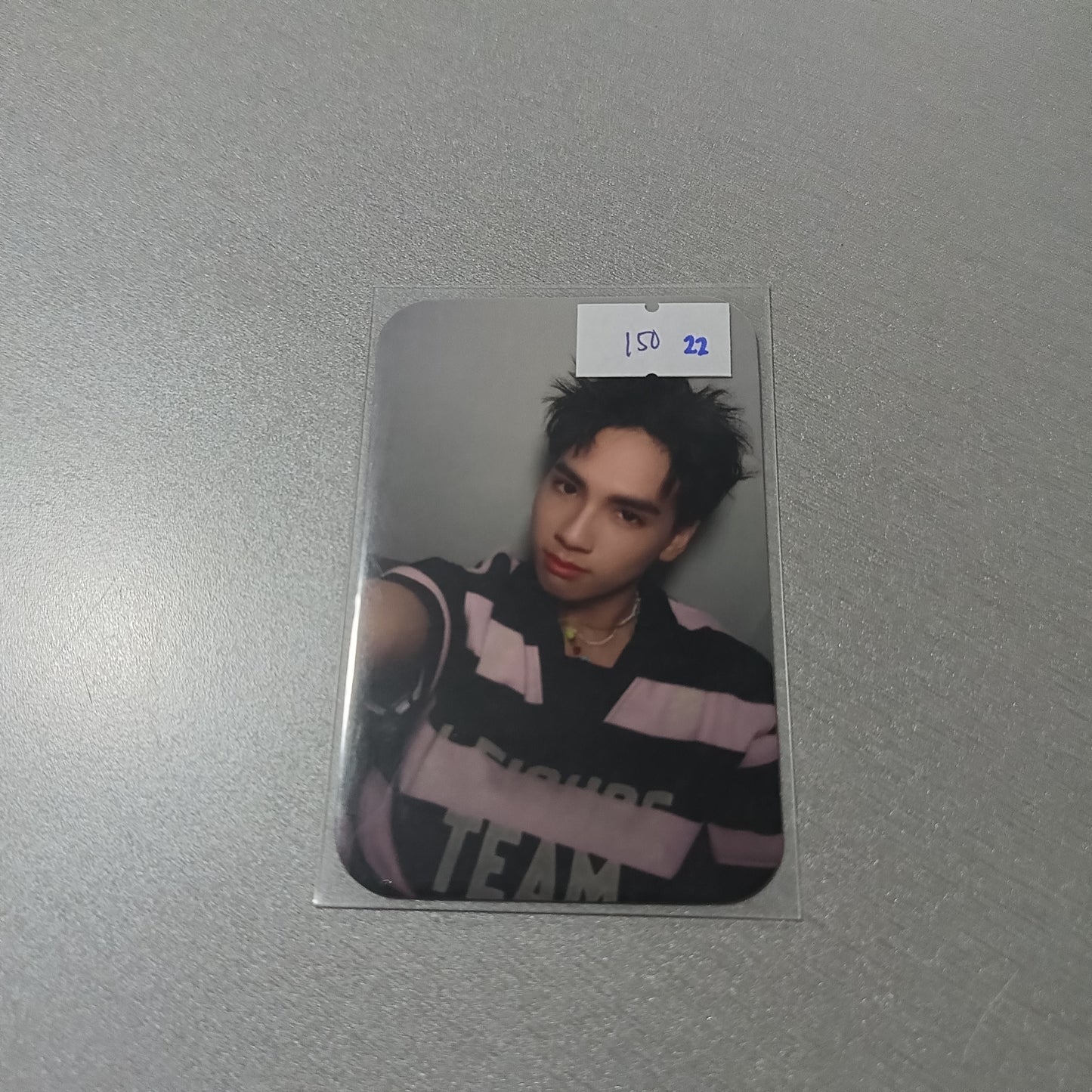 ONHAND YOUR SKY OFFICIAL PHOTOCARD