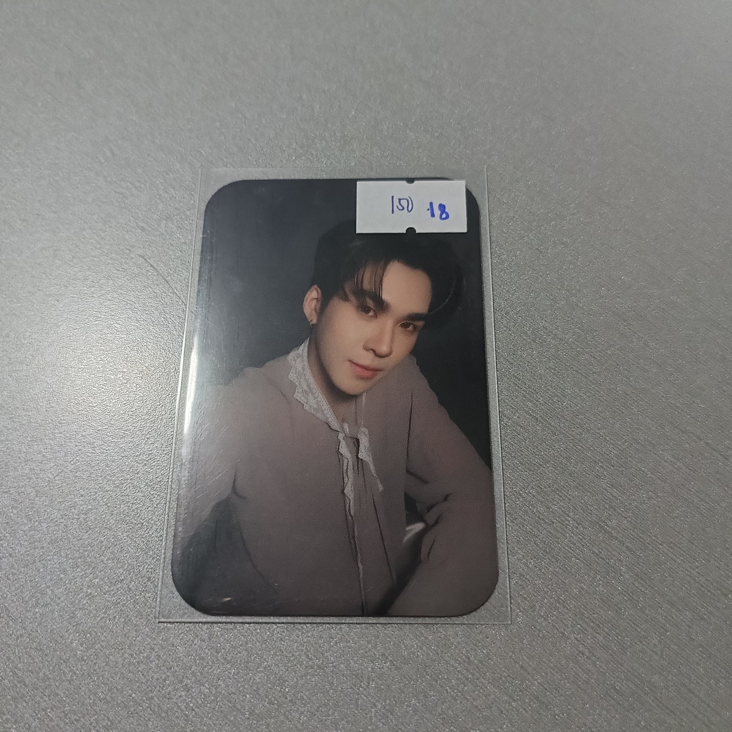 ONHAND YOUR SKY OFFICIAL PHOTOCARD
