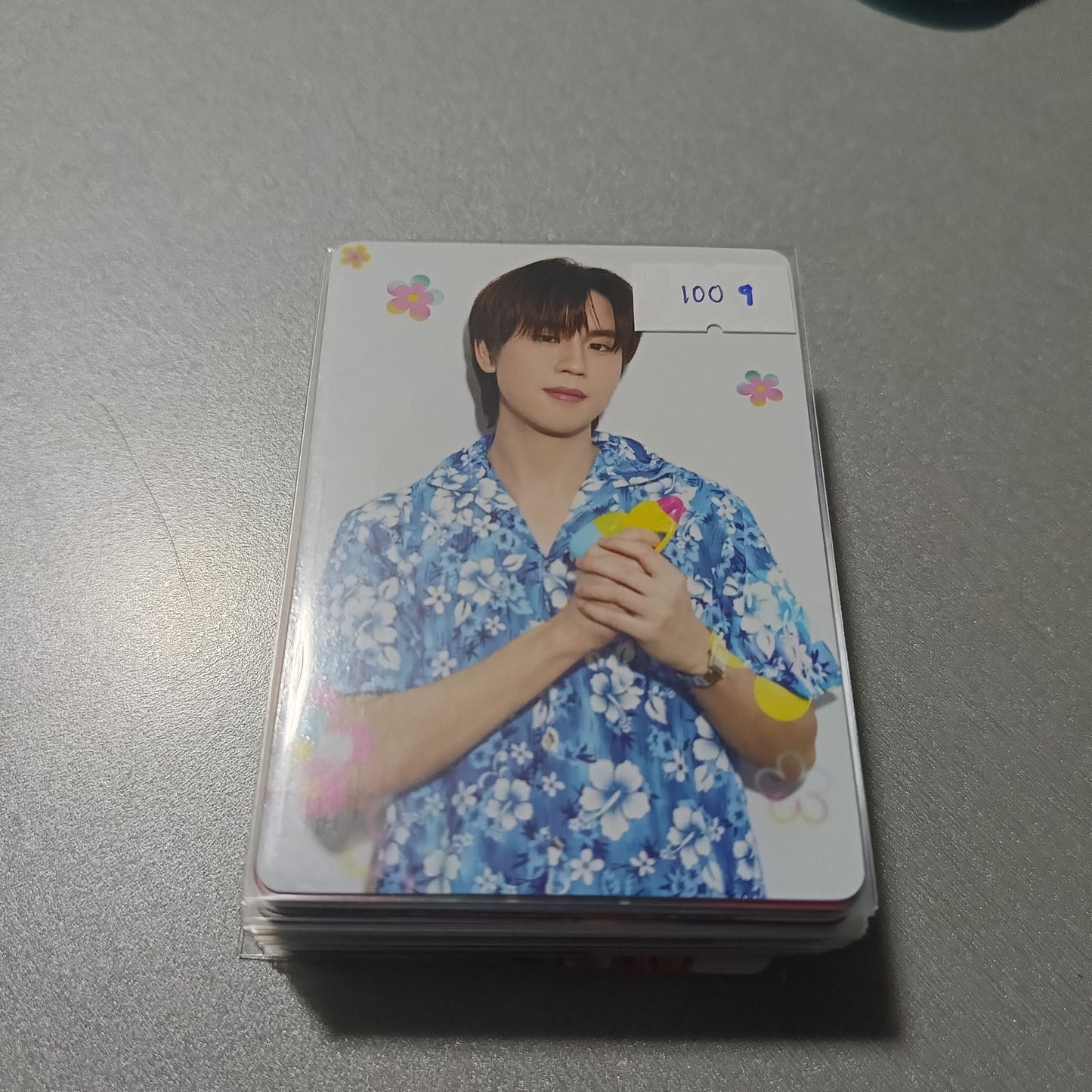 ONHAND BL OFFICIAL PHOTOCARD