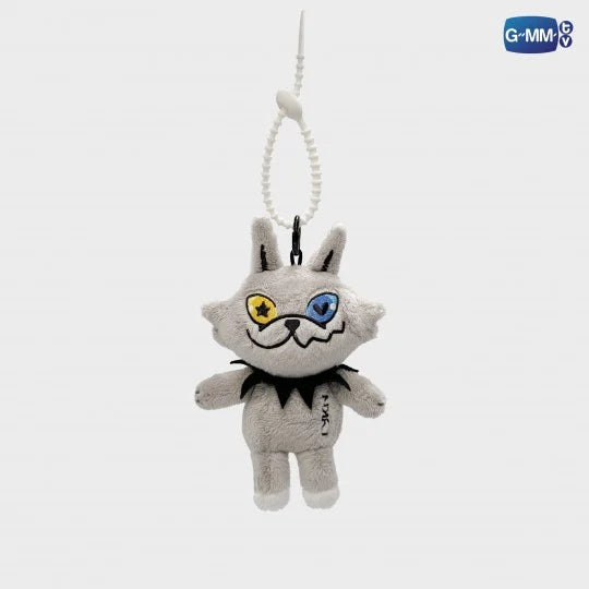 LYKYOU DOLL KEYCHAIN